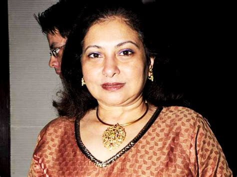 Top Onscreen Moms of Bollywood - Hello Travel Buzz