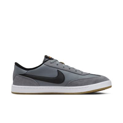 Nike SB FC Classic Skate Shoes. Nike IN