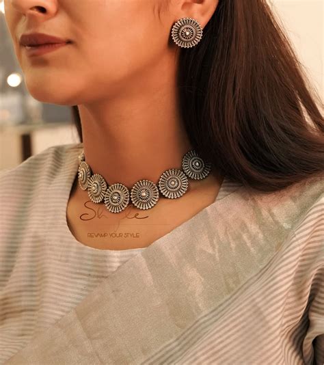 Adya Intricate Motif Sequence Necklace Set