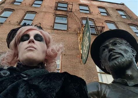 Fairhaven Gore and Lore Tour, Fairhaven Village Green, Bellingham, 7 ...