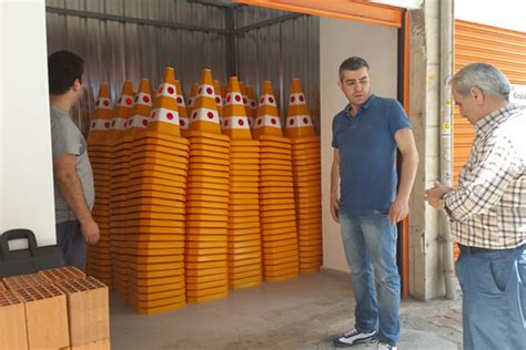 E-COMMERCE - Luggage Storage Rent A Depo Self Storage Bag Storage