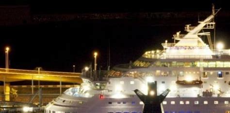 Dos muertos en un crucero por un golpe de mar frente a la Costa Brava