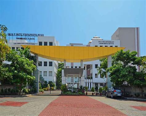 Dr. D. Y. Patil Biotechnology & Bioinformatics Institute