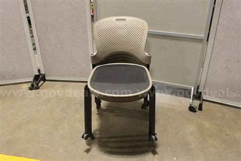(4) Herman Miller Stackable Chairs | GovDeals