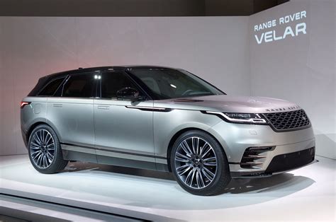 First Look: 2018 Range Rover Velar | Automobile Magazine