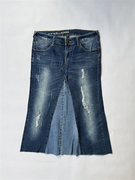 SKIRTS – TANDDON'S