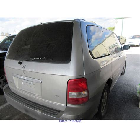2005 - KIA SEDONA