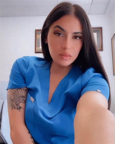 Alicia Lugo (@alicia_foxx_) • Instagram photos and videos