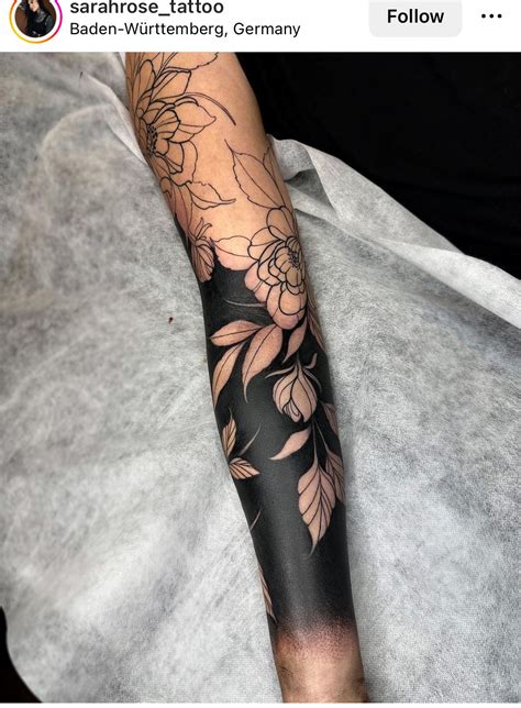These striking solid black tattoos will make you want to go all in ...
