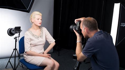 Basic Studio Portrait Setup 的图像结果