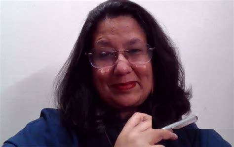 The Power of Annotations for Enhancing Engagement with the Text