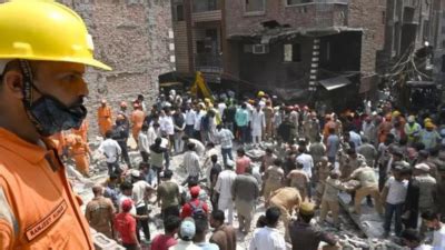Mustafabad building collapse: How unchecked illegal construction in ...