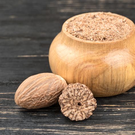 Buy Buy Nutmeg Powder Online India Online - Nutty Yogi