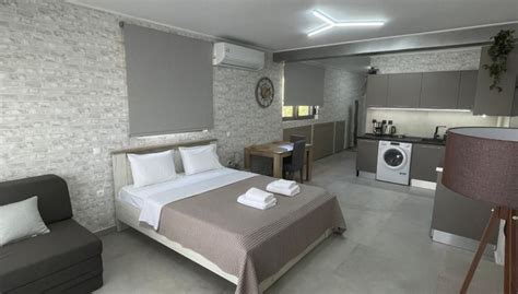 AVR Airport Deluxe Suites 6 AIRPORT FREE SHUTLE - Markopoulo, Attica