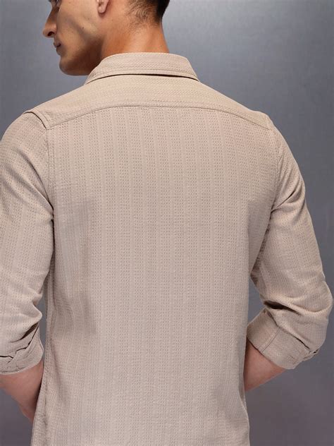 Men's textured full sleeve shirt with subtle pattern | Beige – Wrogn