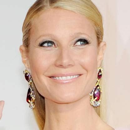 Gwyneth Paltrow Poster MultiColor PhotoPaper Print 12 inch X 18 inch ...
