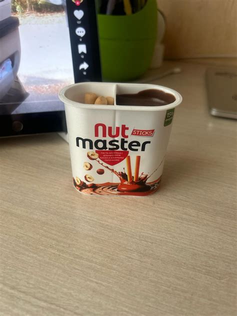 Look at this off brand Nutella sticks : r/crappyoffbrands