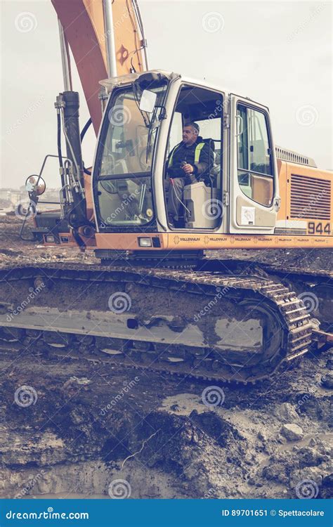 Excavator Operator 的图像结果