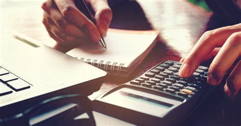 क्या है LTV रेश्यो और कैसे आंकी जाती है होम लोन योग्यता? | Housing News