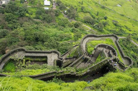 Explore Lonavala with Chauffeur driven Cabs | Avis India