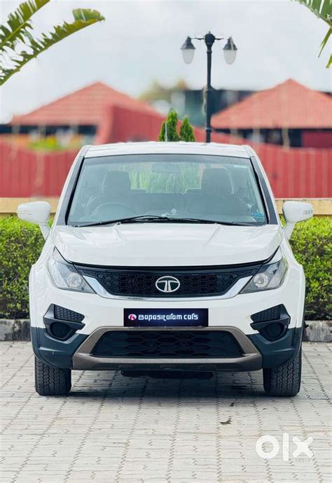 Tata Hexa XM, 2017, Diesel - Cars in Varacha, Surat - 1822480463