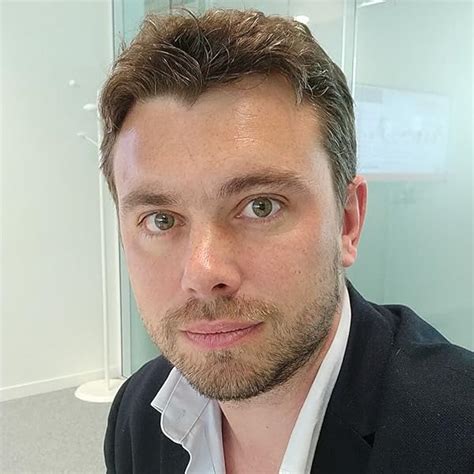 Buy The Definitive Guide to Data Integration: Unlock the power of data ...