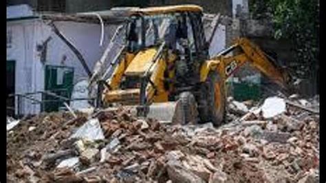 Punjab: Drug dealers’ illegal structures razed in Sunam, Nawanshahr