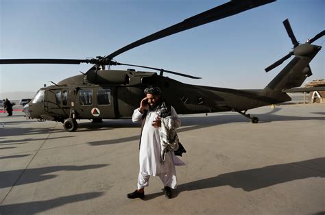 US Black Hawk helicopters to transform the Afghan air force - Business ...