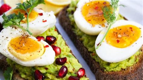 Gastroenterologist shares 10 breakfast combos for a Mediterranean diet ...