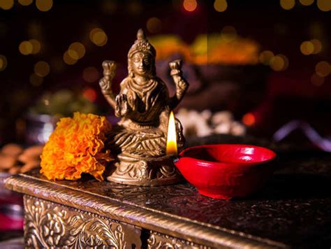 Mahavastu tips for Diwali puja | The Times of India