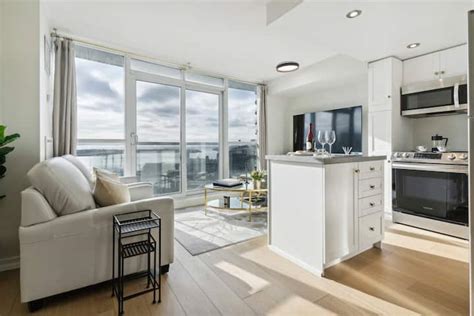 Toronto Holiday Rentals & Homes - Canada | Airbnb