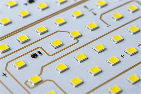 LED PCB 的图像结果
