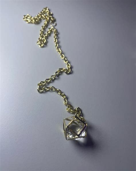 Eve Iris (@eveirisart) • Instagram photos and videos