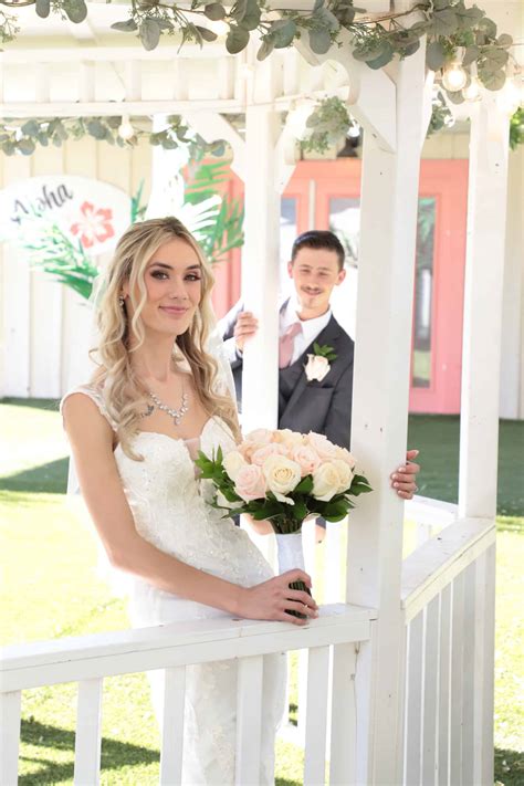 We Still Do Vow Renewal Package | Paradise Wedding Chapel