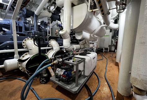 Descaling-Pumps-and-valves