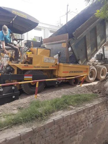 Paver Machine - Rcc Road Paver Machine Manufacturer from New Delhi