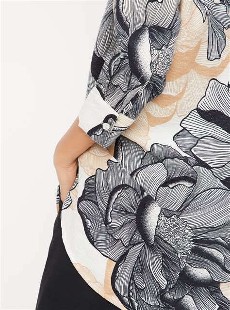 Buy Kalki x Max Women Printed Tunic Online at just Rs. 699.0 ...