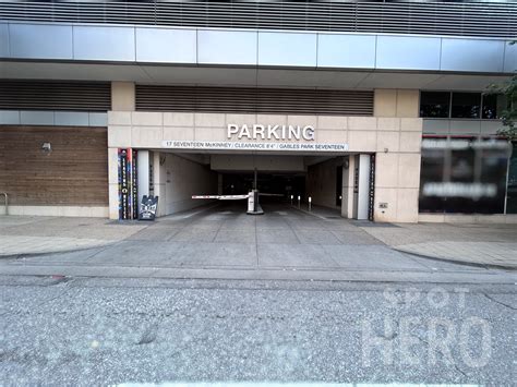 American Airlines Center Parking | Book With SpotHero
