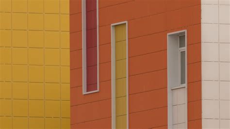 Download wallpaper 2048x1152 building, facade, window, architecture ...