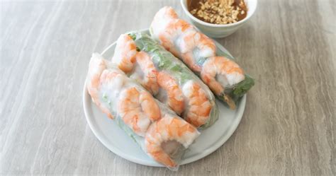 Vietnamese Peanut Sauce for Spring Rolls - feedthepudge