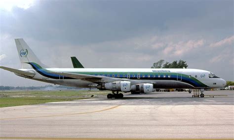 Douglas DC-8 Photo Gallery