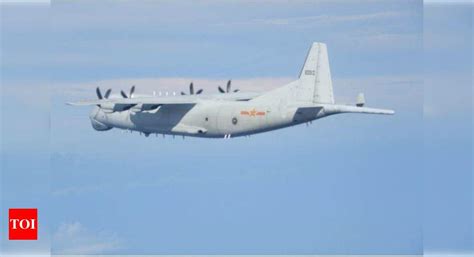 19 Chinese jets cross midline of Taiwan Strait