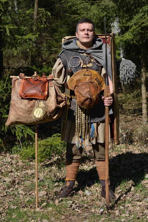 Spring in full swing, so it’s time to move. Here’s a Legio XXI Rapax soldier’s with marching kit ...