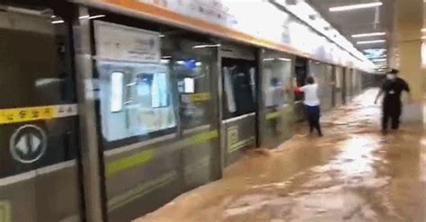 应急安全丨郑州遭遇历史最强降雨已致12人死亡 河南多地发生区域性严重洪涝灾害 - 知乎
