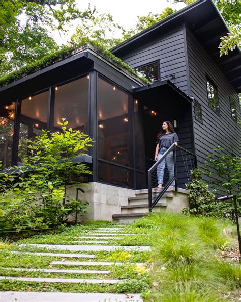 The Tiny But Impressive Airbnb in Durham - NC Eat & Play