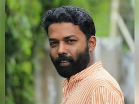 Rafiq Ibrahim की कहानी: जो गाड़ियां साफ करते-करते और चाय बेचते-बेचते ...