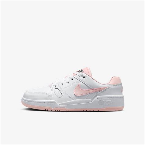 Air Jordan 1 Low SE Older Kids' Shoes. Nike IN