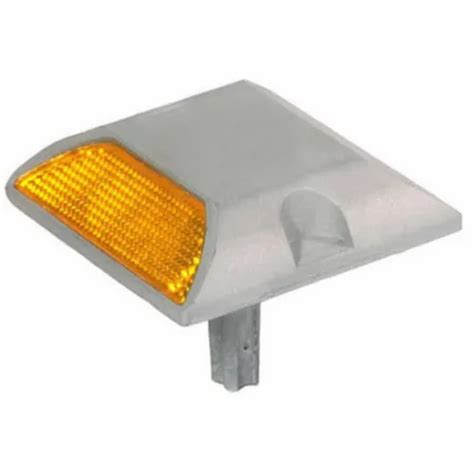 Road Studs - B18 Road Barriers Manufacturer from Ghaziabad