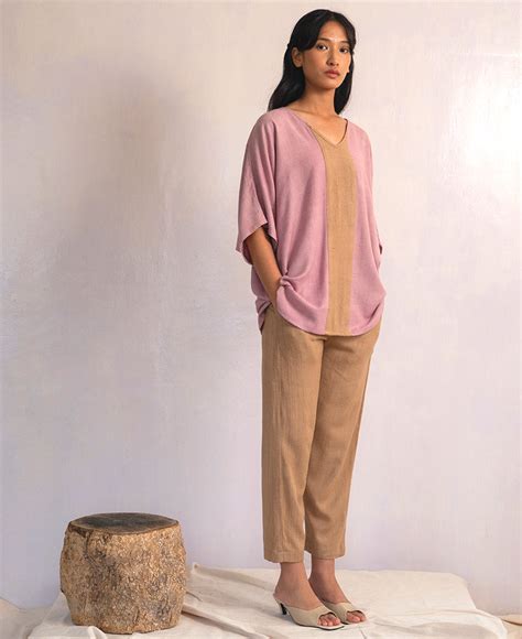 Labet Top – NETE.IN