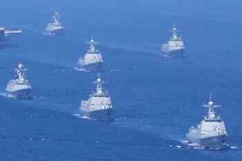 中国海军舰艇数量已超500艘，总吨位已超240万吨。 - 知乎
